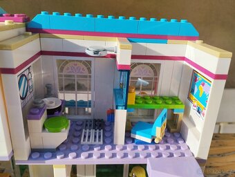 Prodám LEGO Friends 41314 Stephanie a její dům - 5
