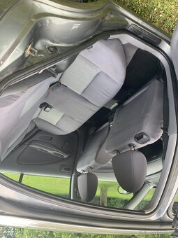 Nissan Almera - 5