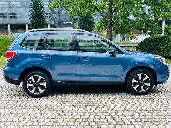 Subaru Forester 2.0i 4x4 MANUÁL 1MAJITEL EXCLUSIVE VÝHŘEV - 5