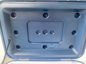 Chladicí box Outwell Fulmar 30 l - 5