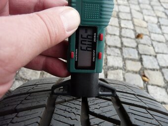 ZIMNÍ PNEU + DISKY SEAT VW 185/60R15 ŠKODA 15" - 5