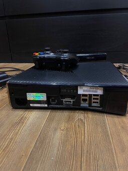 XBOX 360 S + KINECT - 5