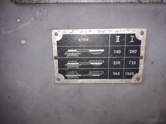 Stolní sloupová vrtačka - 5