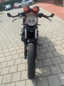 Café racer Yamaha XJ 650 - 5