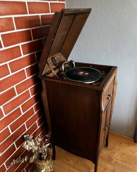 SKŘÍŇOVÝ GRAMOFON ODÉON - 5