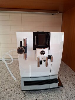 Kávovar Jura J6 Bílý - 5