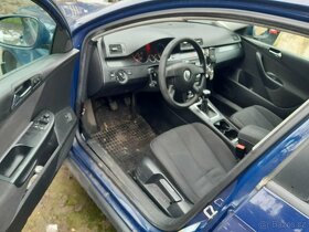 VW Passat b6 1.9tdi BLS na nahradni dily barva modrá LA5E - 5