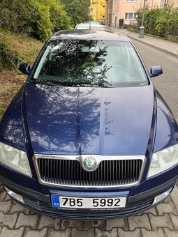 Prodám Škoda Octavia 2 (motor 1.6, r. v. 2007, benzín) - 5