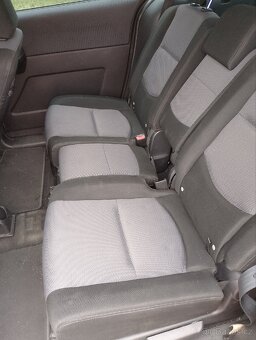 Mazda 5 motor 2.0 7 míst - 5