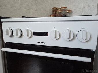 MORA K 2244 - KLASICKÝ MODERNÍ SPORÁK TROUBA - ZÁRUKA - 5