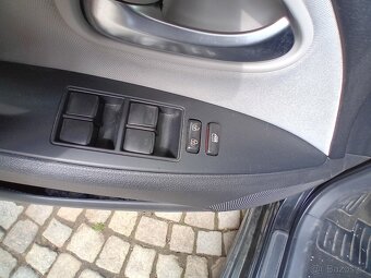 Toyota Avensis kombi 1.8vvti 108kw, Nezávislé topení - 5