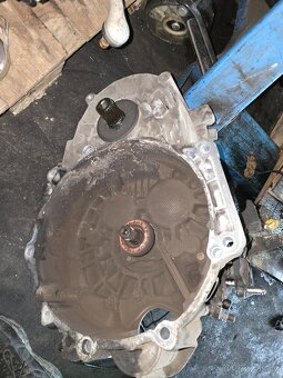 Převodovka 6q Škoda Octavia 2 - 5