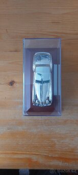 Zberateľské auto Alfa rodeo 6c 2500 ss - 5