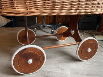 Dětská postýlka na kolech - 5