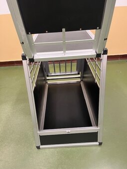 Klec pro psa do auta - 5