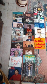 Prodej vinilů - 5