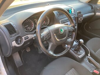Škoda Octavia II Combi, r.v. 2010, Elegance - 5