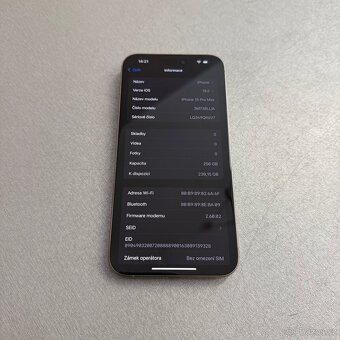 iPhone 15 Pro Max 256GB, natural titan, 100% baterie - 5