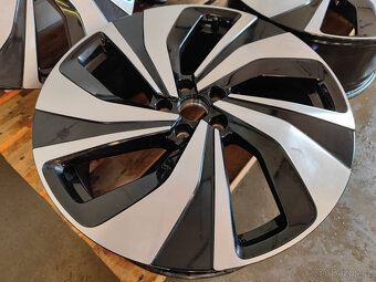 ALU disky 5x112 R20 VW ID6 originál - 5