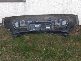 BMW i3 zadní nárazník 7462335-02 7472951-02 - 5