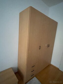 Obývací stěna, komoda + šatní skříň - 5