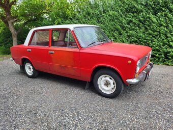 Prodám VAZ 2101 (1975) žiguli – s hromadou dílů - 5