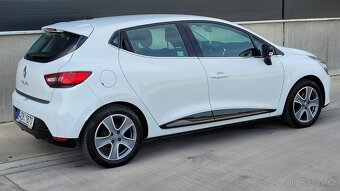 Renault Clio 1.2i - 5