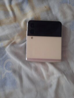 Samsung galaxy z flip 3 - 5