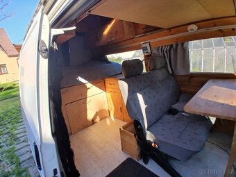VW T4 obytná dodávka 2.5 TDI (1997) – vestavba, solár - 5
