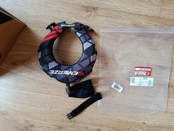 Helma dětská+ nákrčník - 5