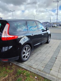 Renault Grand Scenic1.9 diesel sedm míst - 5