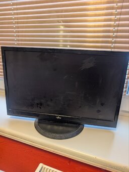 ASUS ExpertCenter D7 (i3-12100 / 16GB / 512GB NVMe) - 5