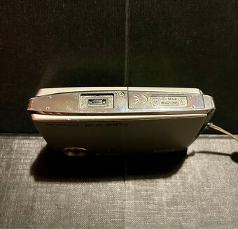 Sony CyberShot DSC-T33 – 5 Mpx, 3× optický zoom, CCD snímač - 5