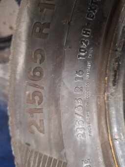 Prodám zimní pneu 215/65/16  102H  Continental - 5