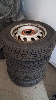 3 sady Pneu 13, 2x na discích - 5