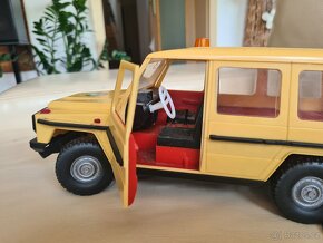 Stará hračka auto Puch G - 5