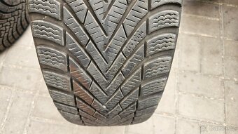 Zimní Sada Alu 5x112 205/55 R16 Borbet Škoda - 5