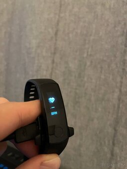 Huawei Band 4 ve velmi dobrém stavu. - 5