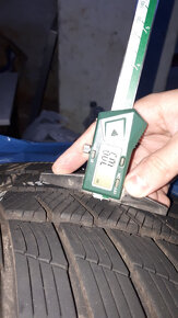 SLEVA Barum Polaris 5 255/40 R19 100V - 5