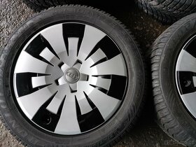 Prodám orig. kryty kol / poklice na VW velikost 16" - 5