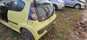 Prodám Náhradní díly na Citroen c1.Peugeot 107.Toyota Aygo 1 - 5