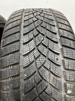 2x Goodyear 225/40 R18 Zimní - 5
