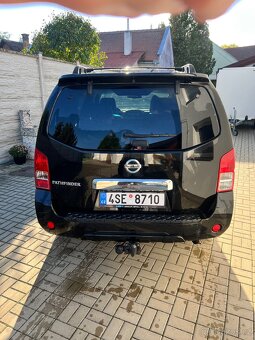 Nissan Pathfinder 3.0 dci - 5