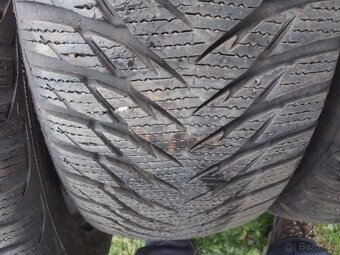 Goodyear Ultragrip 8 205/55/16 - 5