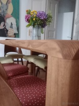 Jídelní stůl - 5