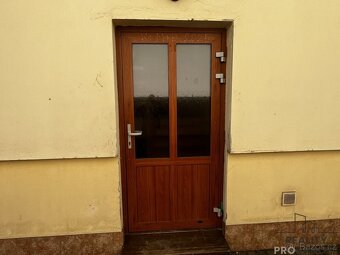 Rodinný dům s možností komerčního využití - 5