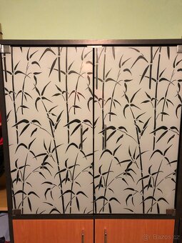 Skříně, vitrína a policová skříň-sestava - 5