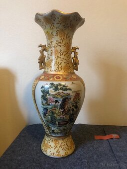 Dekorativní japonské vázy - 5