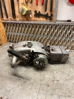 Motor Jawa pionýr 05 - 5