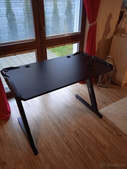 Herní pc stůl - 5